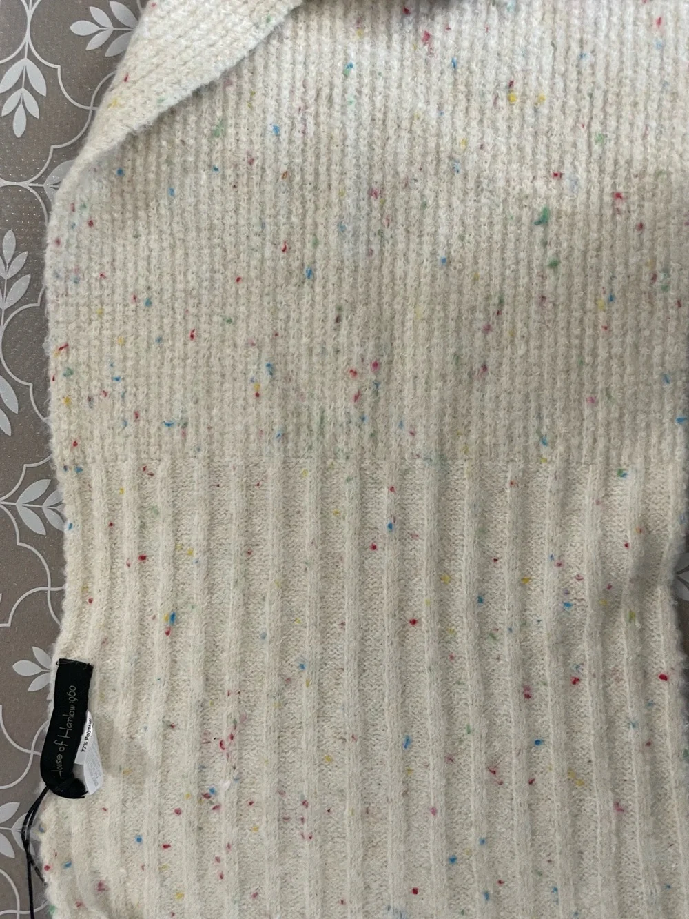 NWT House of Harlow 1960 Speckled Ribbed Knit Fringe Scarf in Cream/Oatmeal